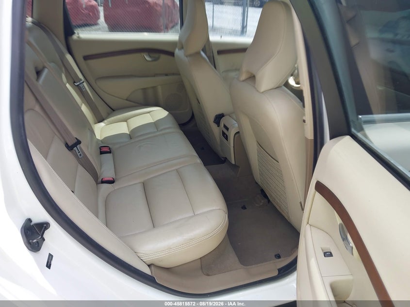VOLVO XC70 2010 VIN YV4982BZ8A1092815