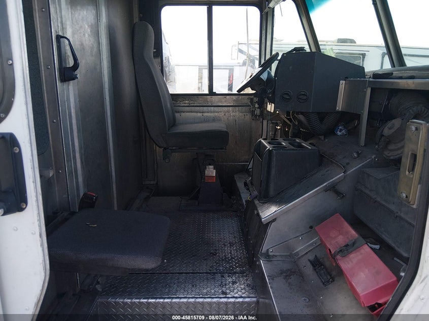 2014 FORD E-450 STRIPPED auction photo 6