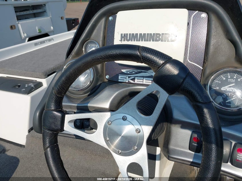 2013 SKEETER ZX20 BASS BOAT auction photo 7