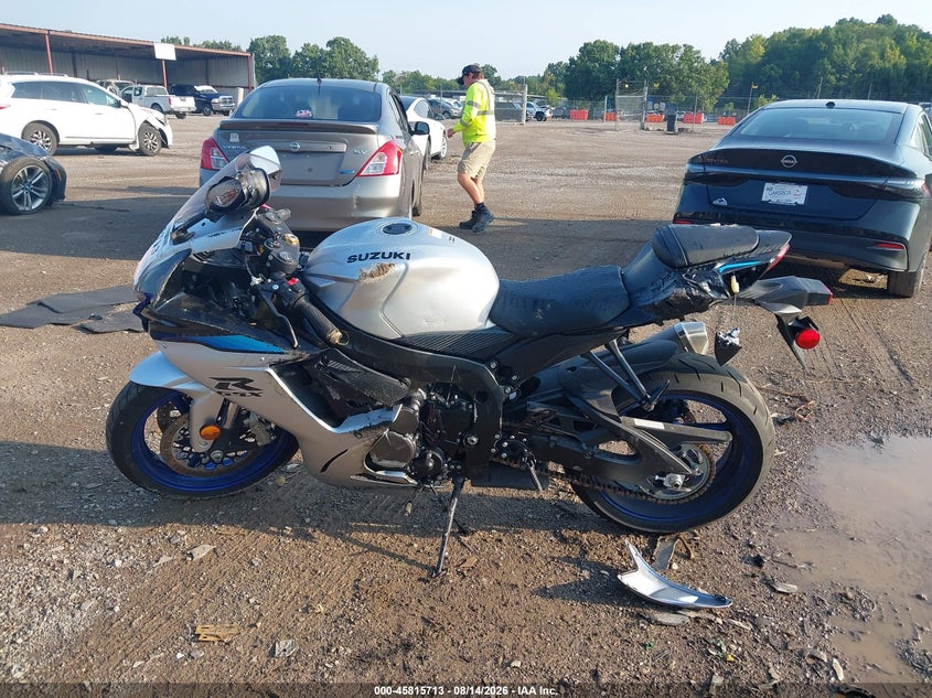 SUZUKI GSX-R750 2026