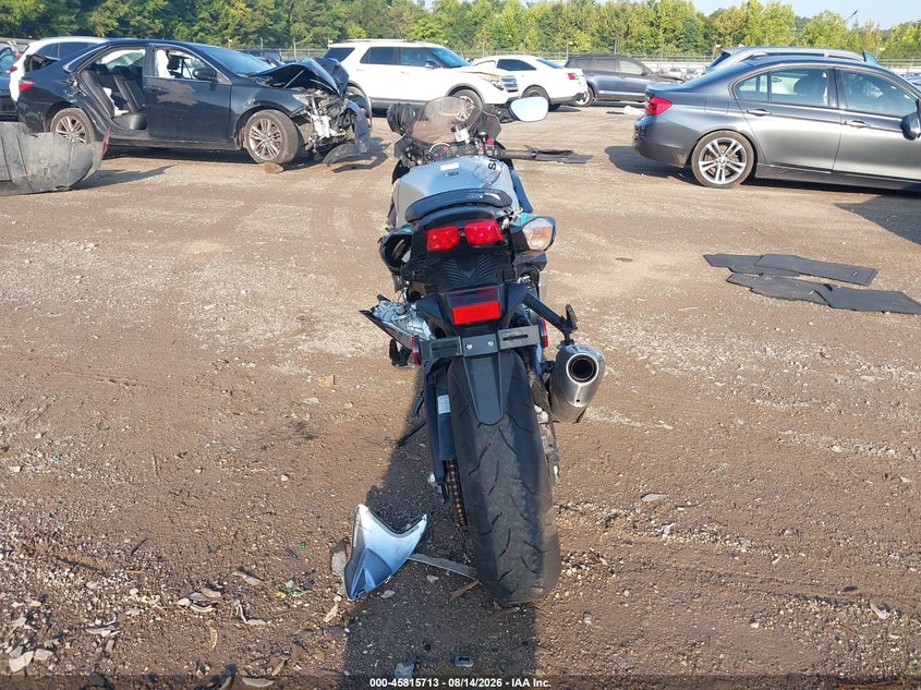 SUZUKI GSX-R750 2026