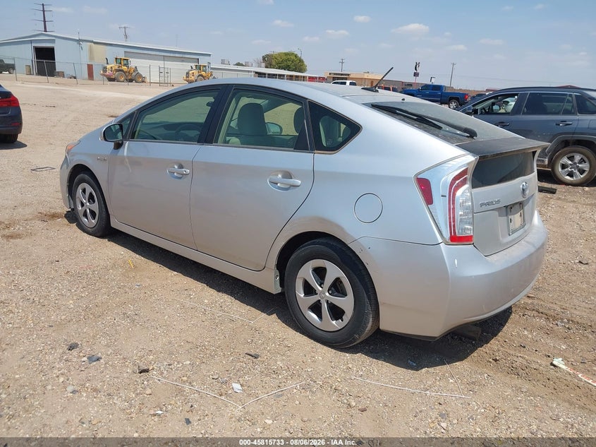 Vin: jtdkn3du2d1709344, lot: 46314614, toyota prius three 20133