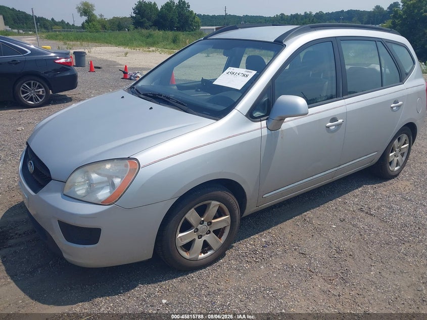 2008 KIA RONDO auction photo 2
