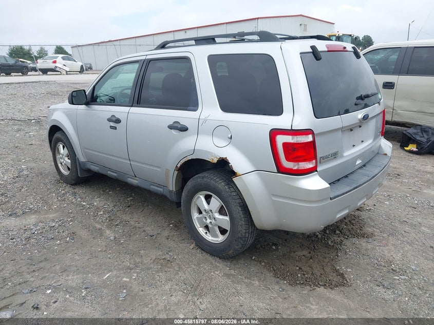 Vin: 1fmcu9dg6cka28872, lot: 46314678, ford escape xlt 20123