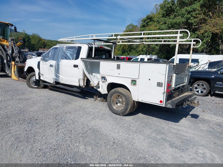 2020 FORD F-350 CHASSIS — zdjęcie 3