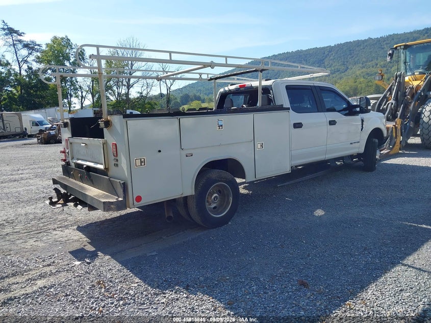 2020 FORD F-350 CHASSIS — zdjęcie 4