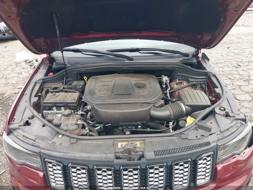 JEEP GRAND CHEROKEE - zdjęcie 10