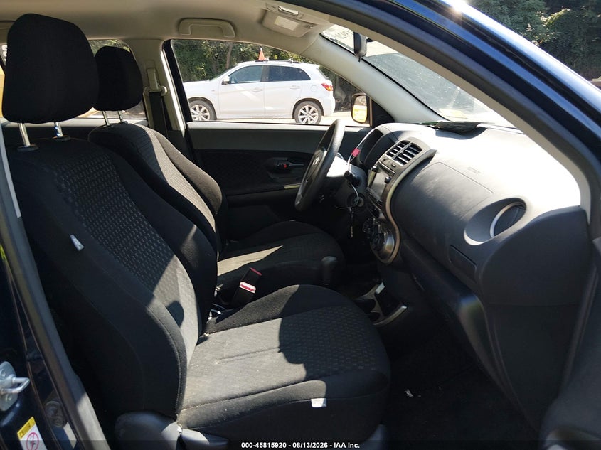 2014 SCION XD auction photo 5