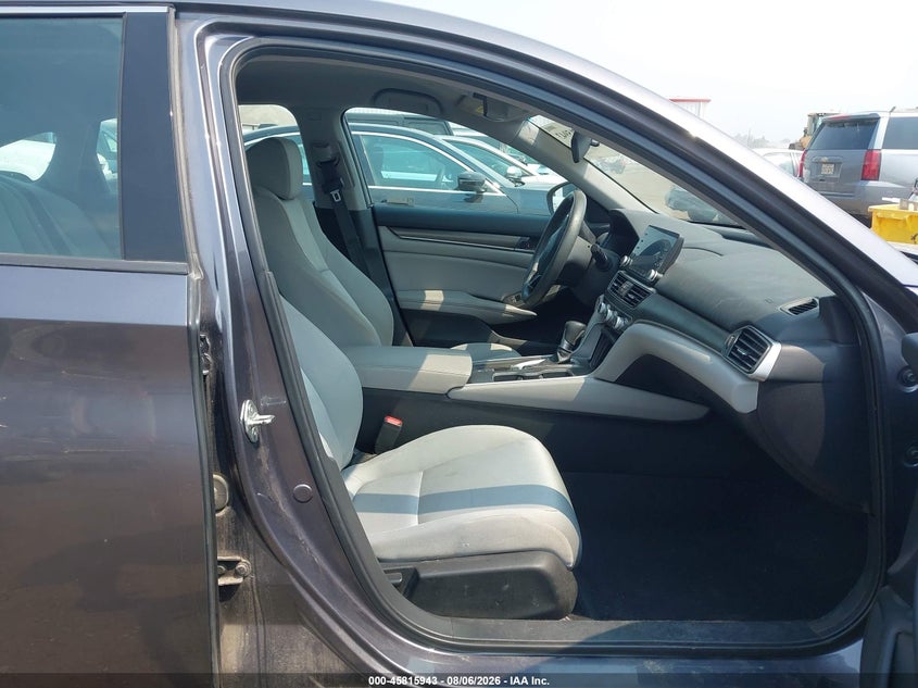2018 HONDA ACCORD auction photo 5
