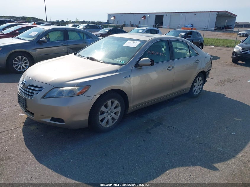 2007 Toyota Camry, Rear, IAAI, VIN JTNBB46K773029261 — photo 2