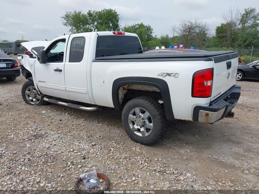 2011 CHEVROLET SILVERADO 2500HD auction photo 3