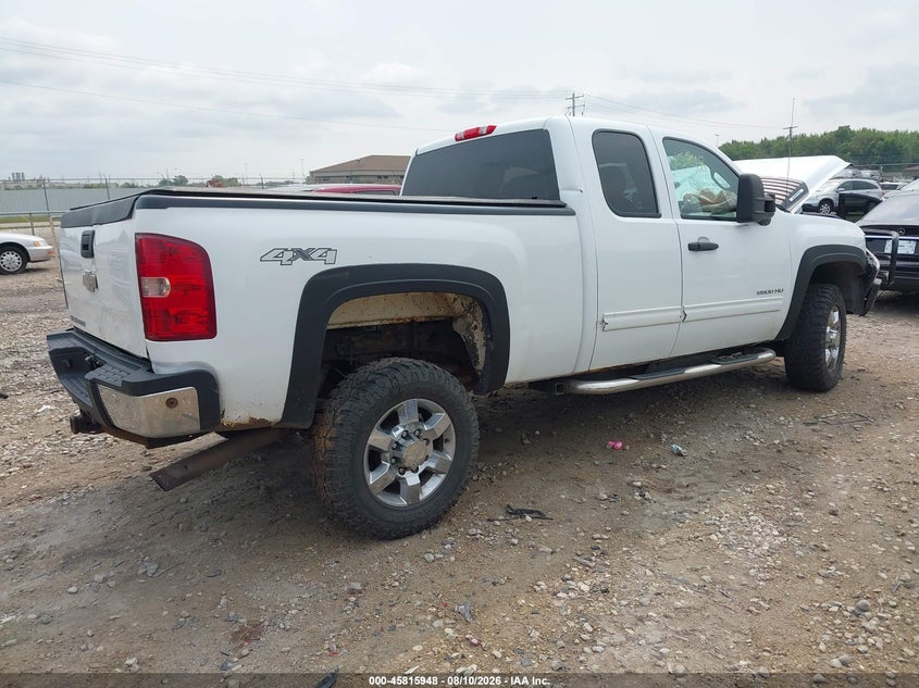 2011 CHEVROLET SILVERADO 2500HD auction photo 4
