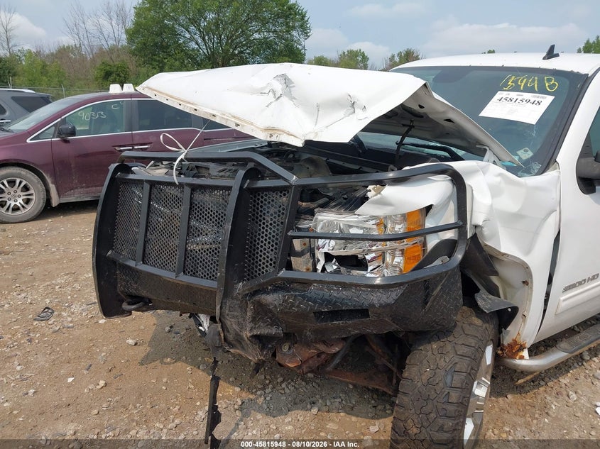 2011 CHEVROLET SILVERADO 2500HD auction photo 6