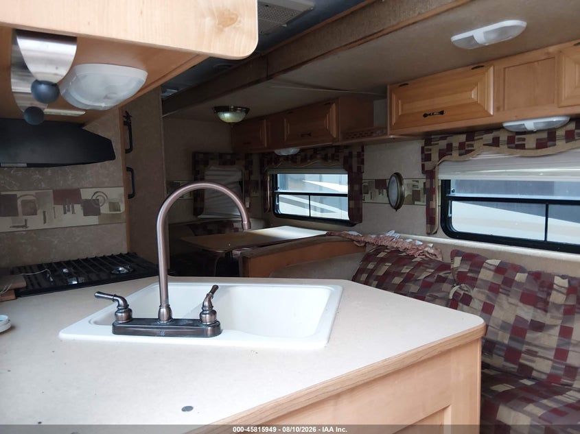 2007 KEYSTONE LAREDO auction photo 5