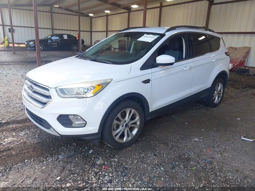 Vin: 1fmcu0gd3hua49042, lot: 46314876, ford escape se 20172