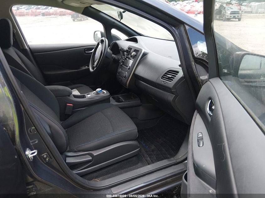 2013 NISSAN LEAF auction photo 5