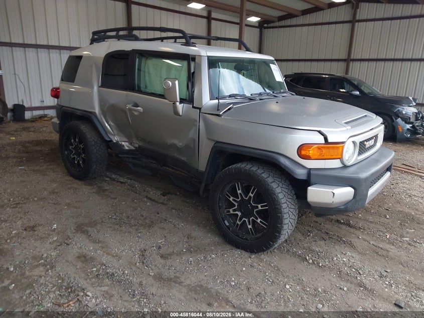 2007 TOYOTA FJ CRUISER auction photo 1