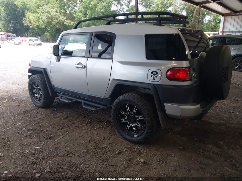 2007 TOYOTA FJ CRUISER auction photo 3