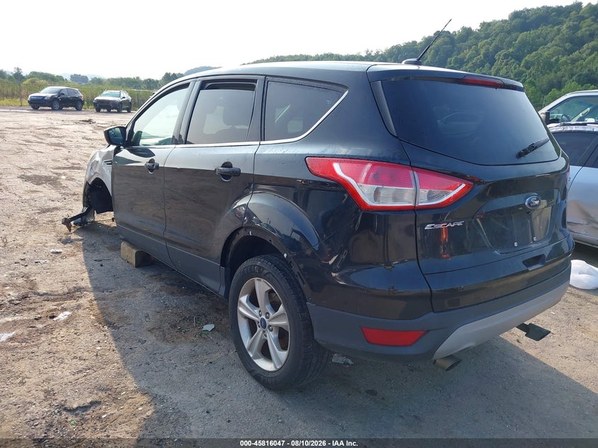 Vin: 1fmcu0g70fub17370, lot: 46314928, ford escape se 20153