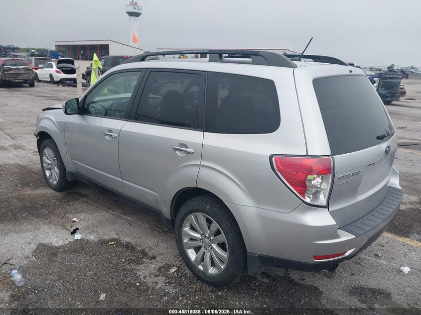 Vin: jf2shaec5bh709975, lot: 46314969, subaru forester 2.5x limited 20113