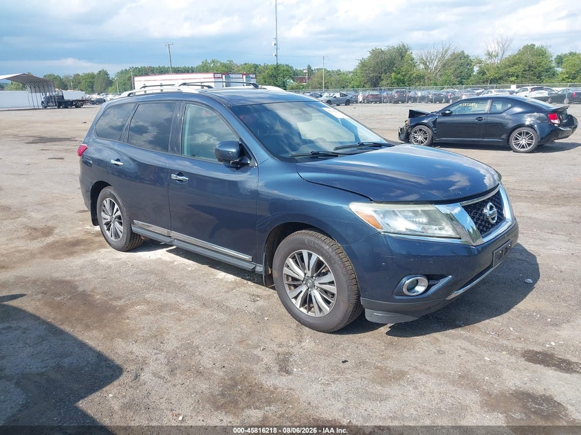 2016 NISSAN PATHFINDER auction photo 1