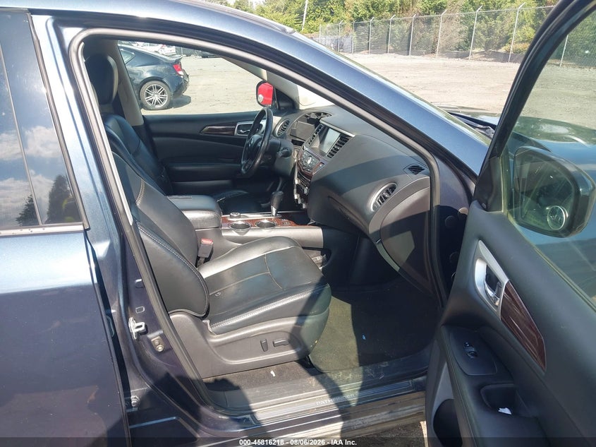 2016 NISSAN PATHFINDER auction photo 5