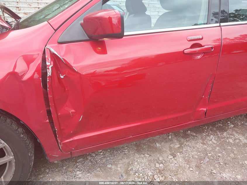 2011 FORD FUSION auction photo 6