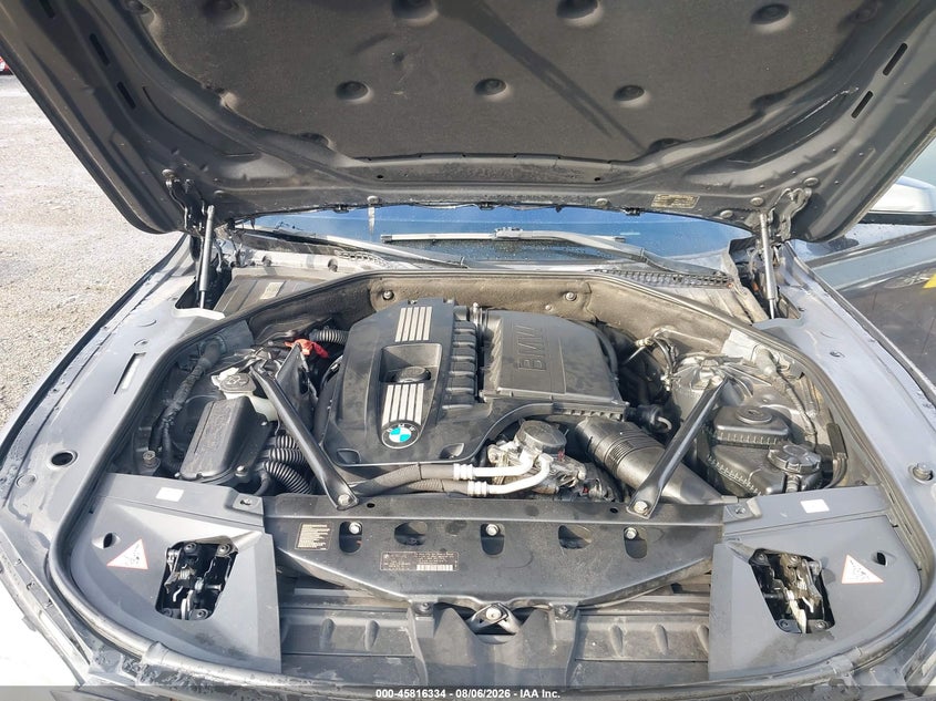 2012 BMW 740I · Фото 10