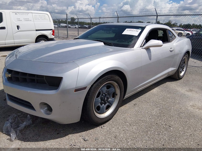 2011 CHEVROLET CAMARO auction photo 2