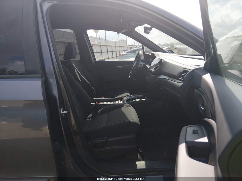 2021 HONDA PASSPORT auction photo 5