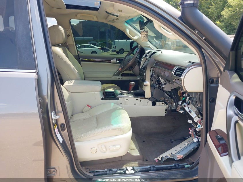 2011 LEXUS GX 460 auction photo 5