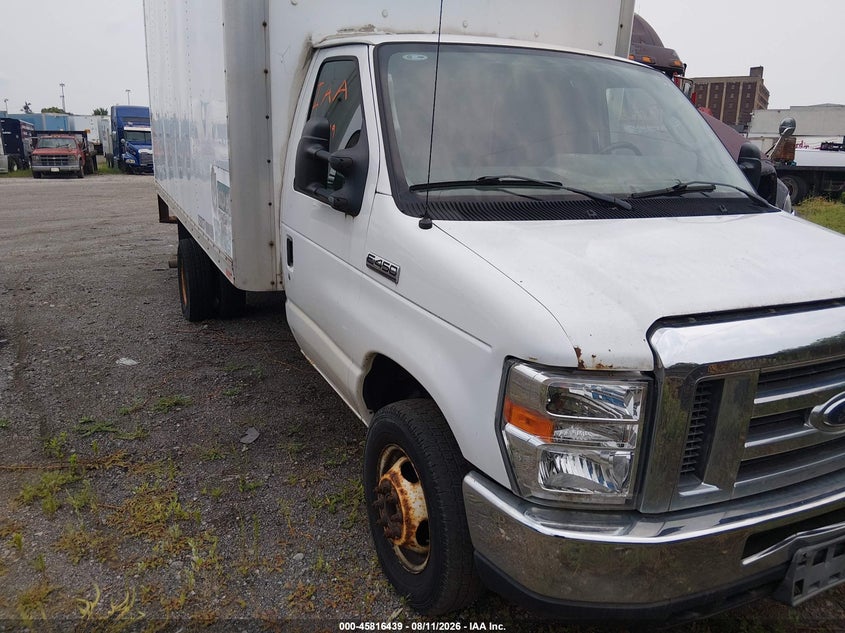 2010 FORD E-450 CUTAWAY auction photo 1