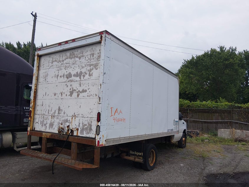 2010 FORD E-450 CUTAWAY auction photo 4
