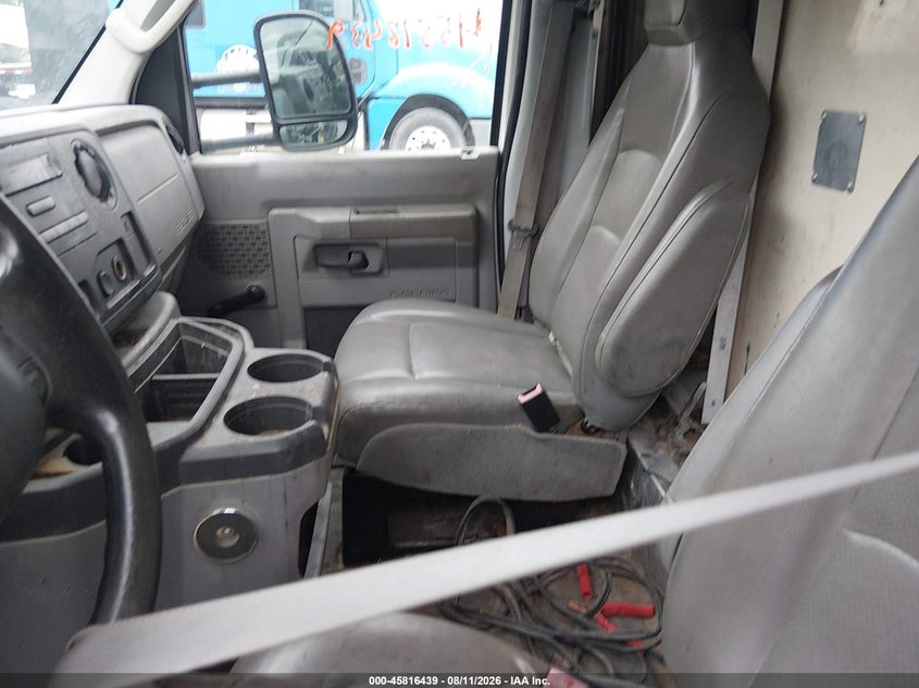 2010 FORD E-450 CUTAWAY auction photo 7