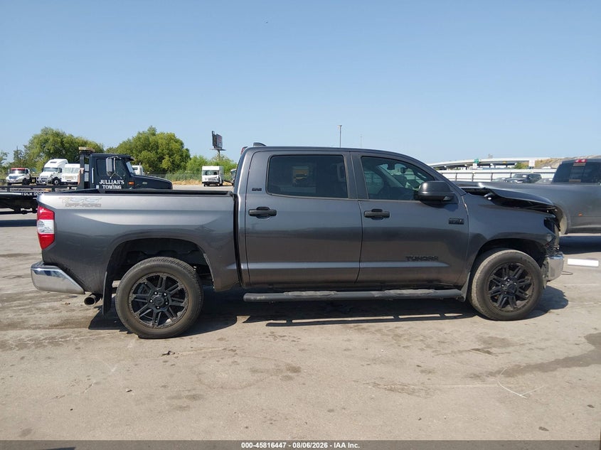 TOYOTA TUNDRA - zdjęcie 13