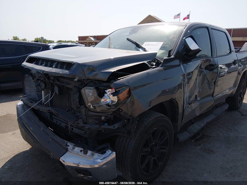 TOYOTA TUNDRA - zdjęcie 6