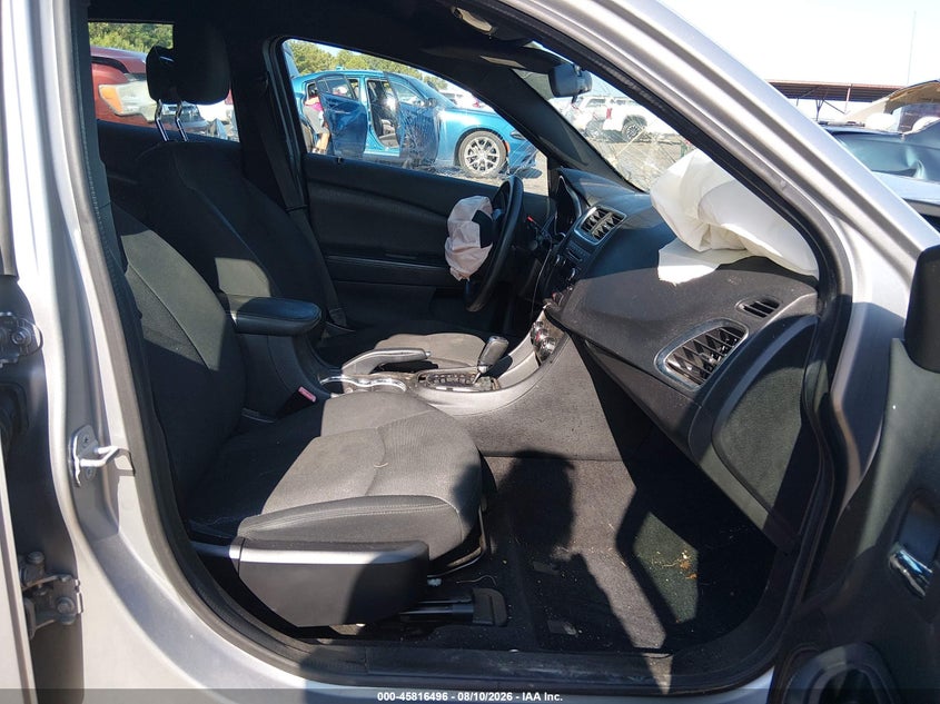 2014 DODGE AVENGER auction photo 5