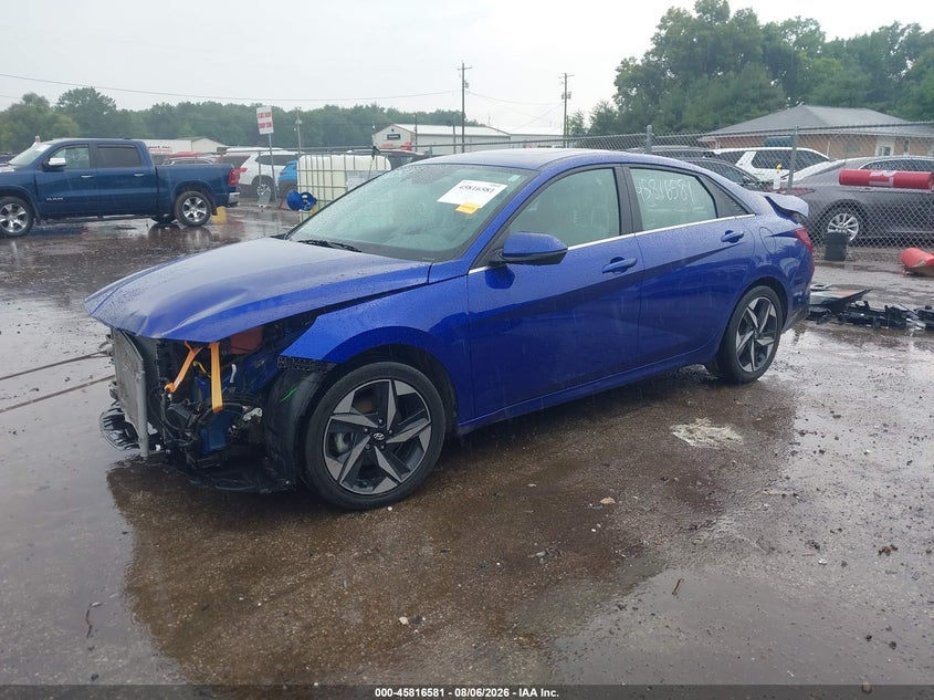 2023 HYUNDAI ELANTRA HYBRID auction photo 2