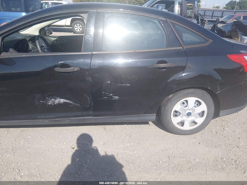 2016 FORD FOCUS auction photo 6