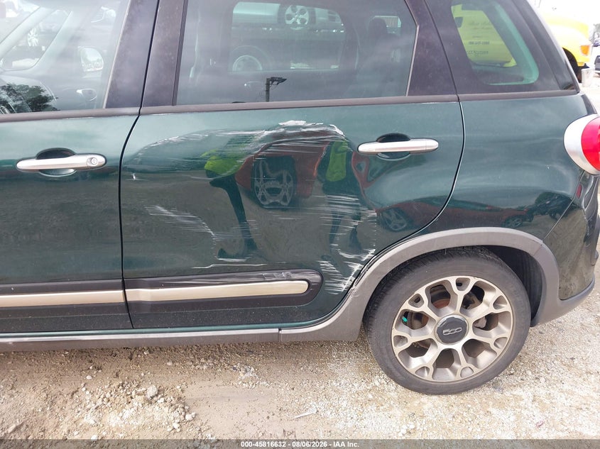 2014 FIAT 500L auction photo 6