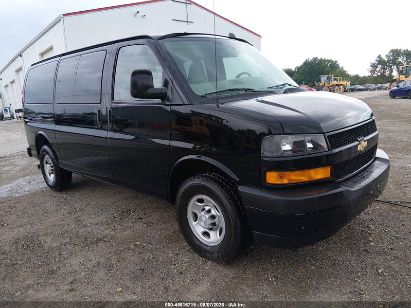 2020 CHEVROLET EXPRESS PASSENGER auction photo 1