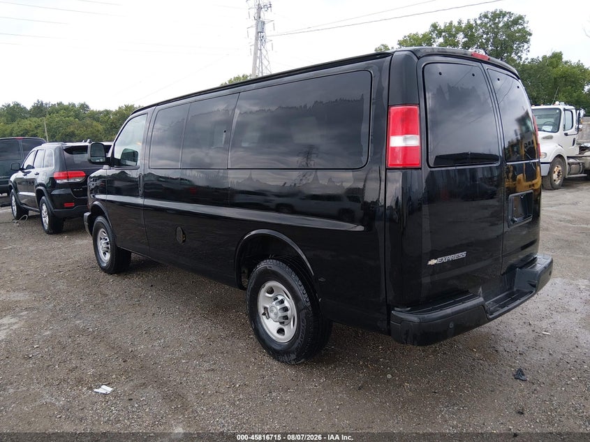 2020 CHEVROLET EXPRESS PASSENGER auction photo 3