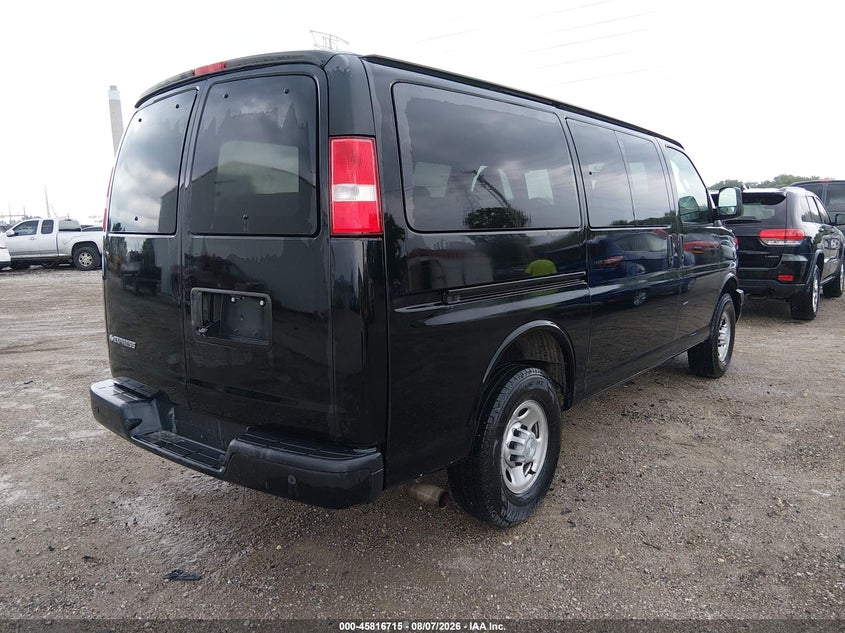 2020 CHEVROLET EXPRESS PASSENGER auction photo 4