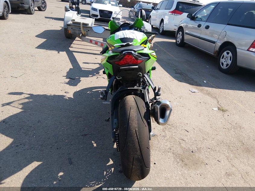 2025 KAWASAKI ZX1002 auction photo 6