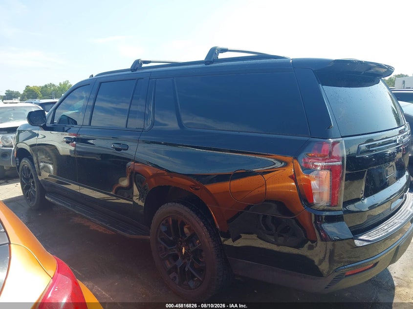 CHEVROLET SUBURBAN - zdjęcie 14