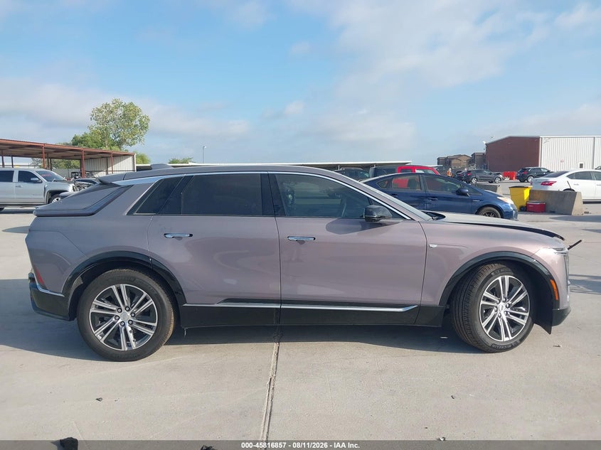 2026 CADILLAC LYRIQ PREMIUM LUXURY AWD · Фото 13