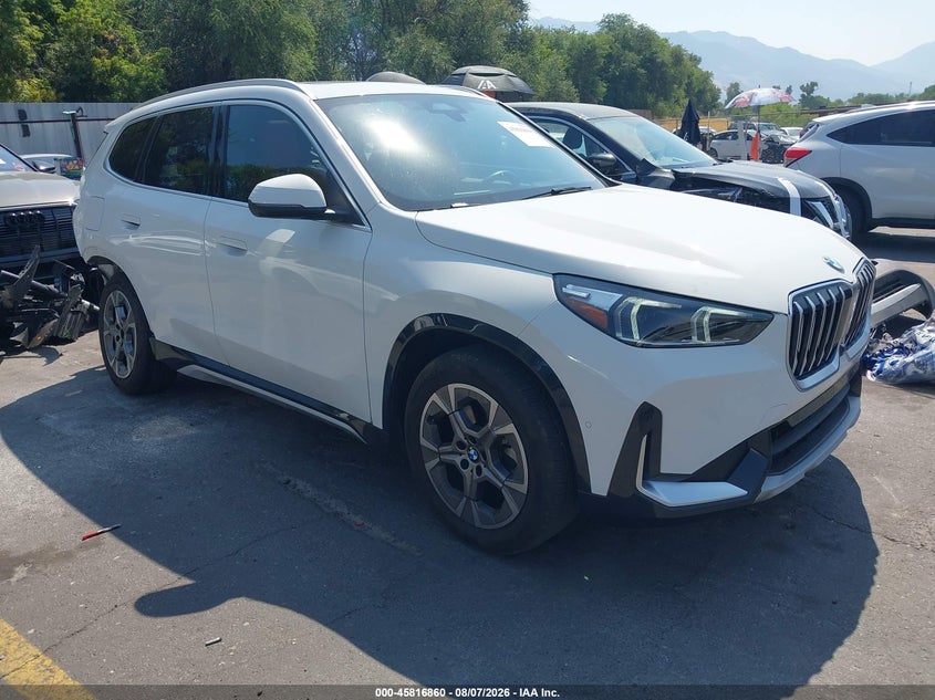 2025 BMW X1 auction photo 1