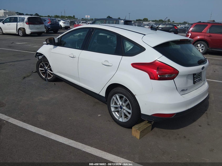 Vin: 1fadp3k28jl295447, lot: 46315763, ford focus se 20183