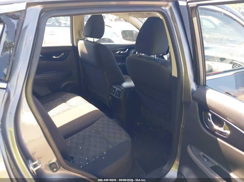 2018 NISSAN ROGUE SPORT auction photo 8