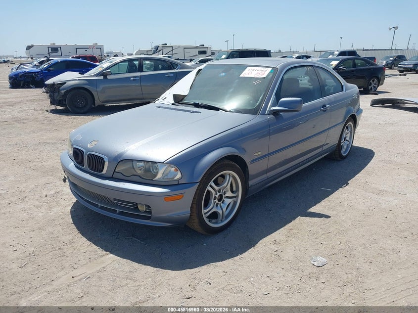 2003 BMW 330CI auction photo 2